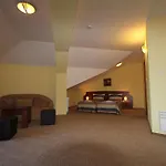 Kap House Family Szálloda 3*