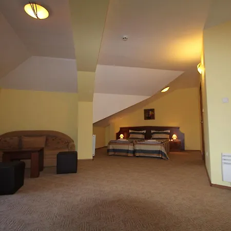 Kap House Family Szálloda 3*